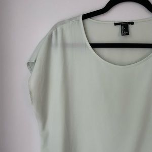 5/$25 Forever 21 blouse